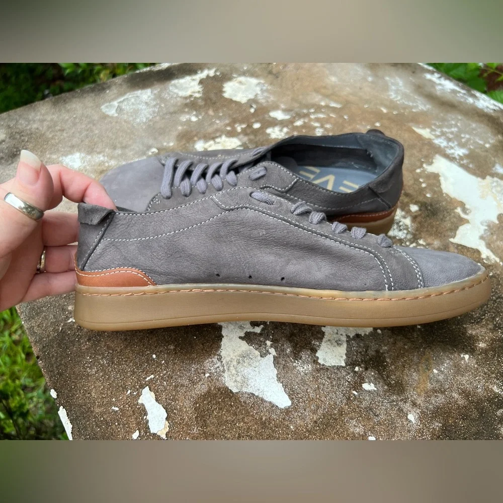 Sam Edelman JAYME River Rock Gray Brown Leather Casual Sneaker Size 8.5M